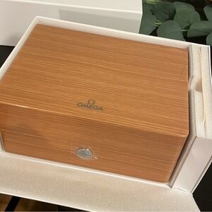 Omega Luxury Wooden Case for watch
